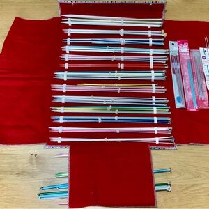 Large Lot Various Sizes Knitting Needles & Carrier Susan Bates, Boye,‎ Chester